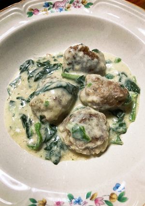 ミートボールとほうれん草のクリーム煮-レシピのメイン写真