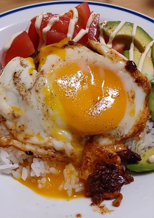 大満足！グレイビーソースのロコモコ丼-レシピのメイン写真