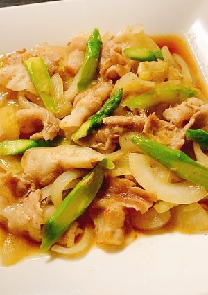 生姜たっぷり、アスパラ入り豚バラ生姜焼き-レシピのメイン写真