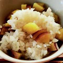 รูปของ 無農薬野菜・サツマイモご飯