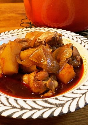 手羽元とじゃがいもの辛味鍋♡-レシピのメイン写真