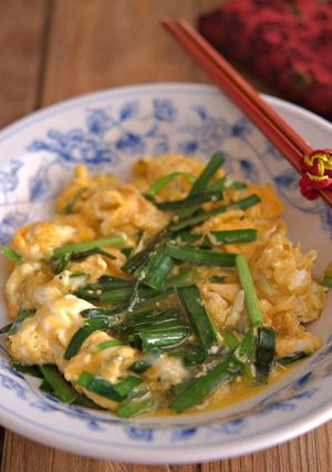 家庭料理の定番！中華風にら玉-レシピのメイン写真