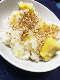 簡単♬混ぜるだけ☆さつまいもご飯♬-レシピのメイン写真