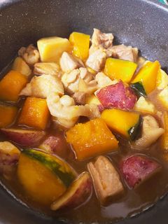 秋のほくほく☆お芋さんと鶏肉の甘い煮物-レシピのメイン写真