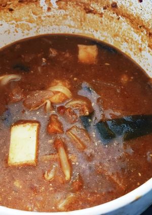 トマト味噌煮込みうどん-レシピのメイン写真