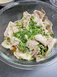 豚肉、もやし、豆苗の簡単レンジ蒸し-レシピのメイン写真