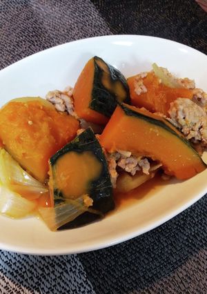 レンジで簡単ひき肉と南瓜の煮物-レシピのメイン写真