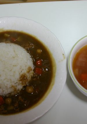 1度に2品!豆カレーとミネストローネ-レシピのメイン写真