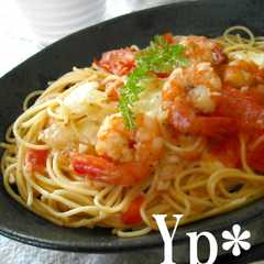 รูปของ *トマトとチーズとエビのパスタ*