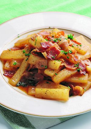 簡単あと一品に！大根とベーコンの醤油炒め-レシピのメイン写真