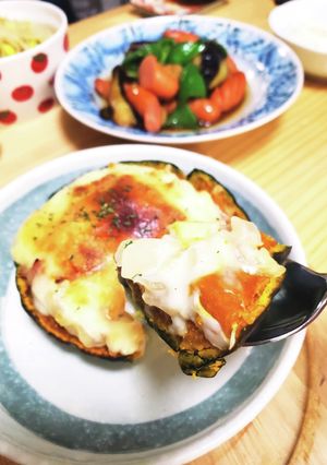 器ごと食べる坊っちゃんカボチャグラタン-レシピのメイン写真