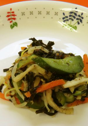 簡単給食 シャキシャキ梅サラダ-レシピのメイン写真