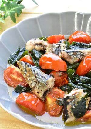 秋刀魚とわかめのオイル煮-レシピのメイン写真
