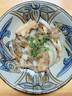豚バラ肉と舞茸と玉ネギの粒マスタード炒め-レシピのメイン写真
