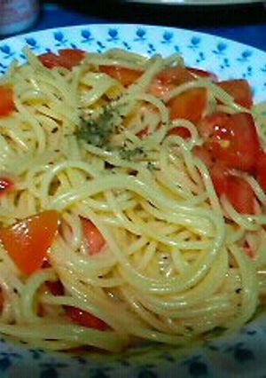 簡単涼しい♪トマトとバジルの冷製パスタ-レシピのメイン写真