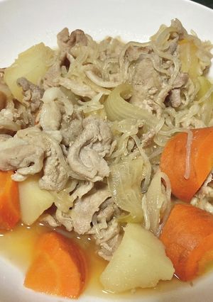お弁当にも！豚こま肉で甘めの肉じゃが-レシピのメイン写真