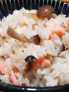 鮭の炊き込みご飯-レシピのメイン写真