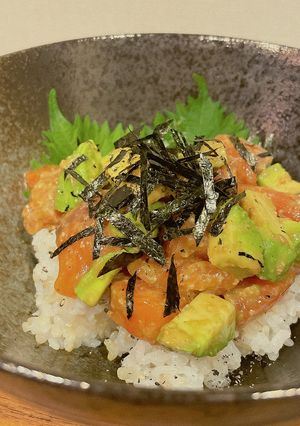 味噌だれ漬けサーモンアボカド丼-レシピのメイン写真