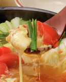 丸ごとトマトの♪旨辛豚キムチーズ鍋