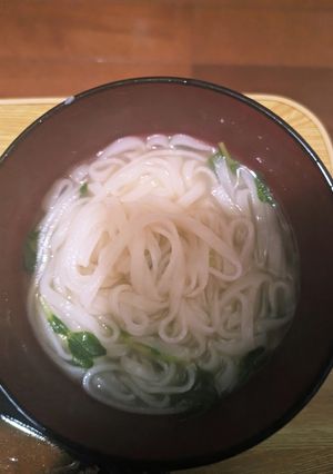 豆苗とフォーのダシダスープ-レシピのメイン写真