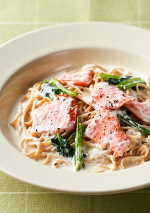 大豆麺でつくるサーモンのクリームパスタ-レシピのメイン写真