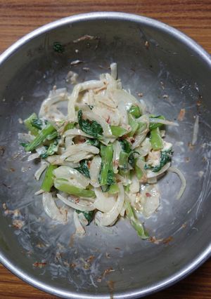 ヨウサマの減塩玉ねぎのチーズおかか和え-レシピのメイン写真