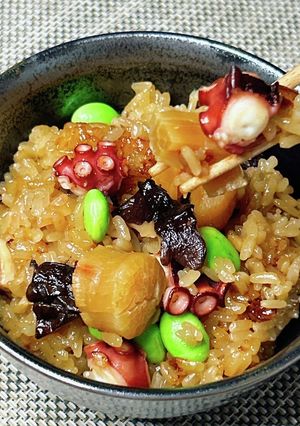 乾物が決めて！中華おこわ風炊き込みご飯-レシピのメイン写真