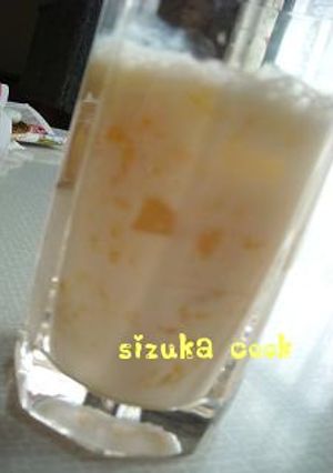 朝食に簡単フルーツ牛乳-レシピのメイン写真