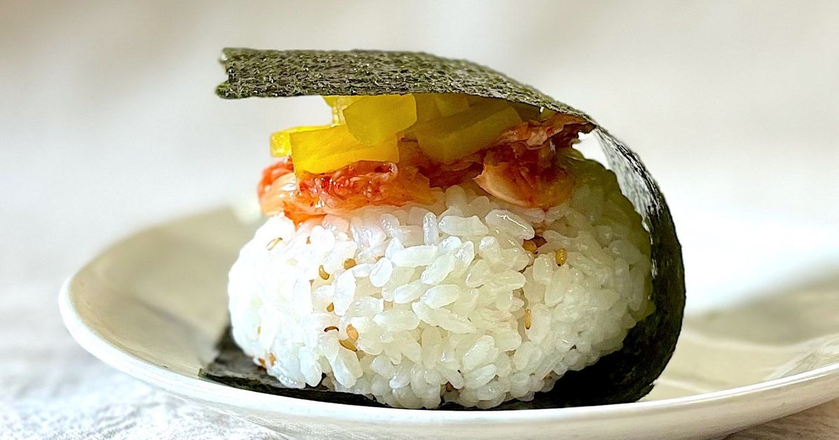 基本からアレンジまで！思わずつくりたくなる「キンパ おむすび」のレシピ集 | クックパッド