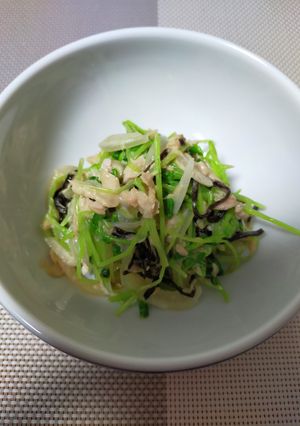 豆苗サラダ-レシピのメイン写真