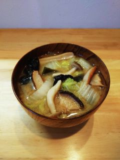 白菜とさつま揚げの具だくさん味噌汁-レシピのメイン写真
