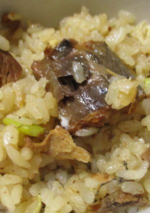 カンタン♪サバ味噌煮缶で炊き込みご飯☆-レシピのメイン写真