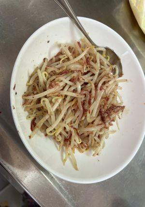 おかずにもう一品！　コーンビーフもやし-レシピのメイン写真