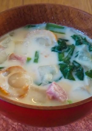 ホタテと小松菜の酒粕スープ-レシピのメイン写真
