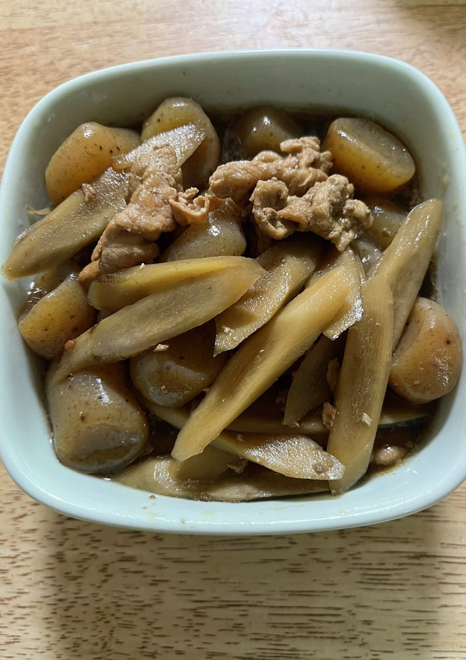 豚肉とごぼうの玉蒟蒻甘煮-レシピのメイン写真