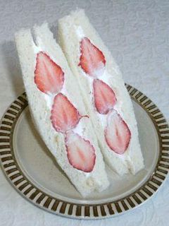 憧れのいちごのフルーツサンドイッチ☆-レシピのメイン写真