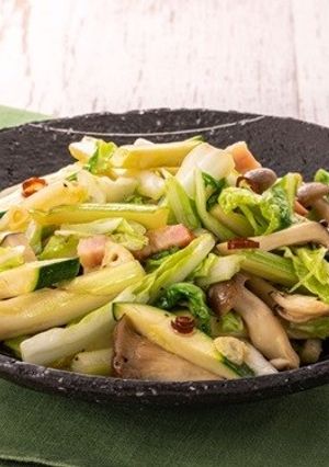 秋野菜とベーコンのぺペロン炒め-レシピのメイン写真