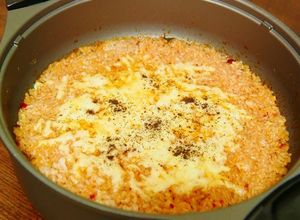 水炊き鍋の〆のピリ辛とろーりチーズの雑炊-レシピのメイン写真