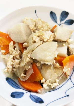 簡単！里芋と鶏ミンチの煮物-レシピのメイン写真