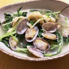 A picture of アサリと水菜のさっと煮.