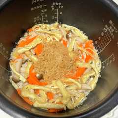 รูปของ なめたけの炊き込みご飯