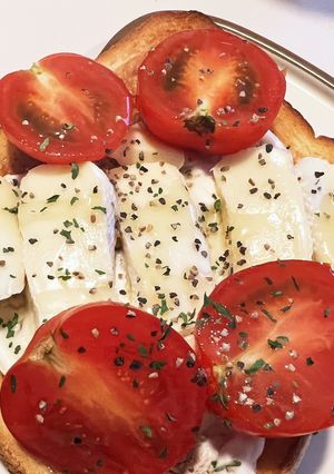 簡単トマトチーズのせトースト-レシピのメイン写真