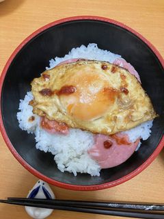 目玉焼き丼生姜焼き風-レシピのメイン写真