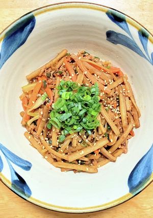 豚ひき肉とセロリ入りの中華風キンピラ-レシピのメイン写真