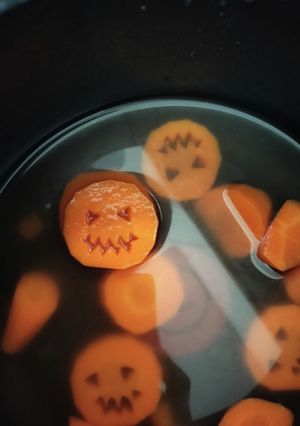 ハロウィン 人参でジャック・オ・ランタン-レシピのメイン写真