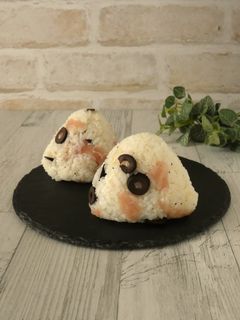 生ハムとオリーブのおにぎり-レシピのメイン写真
