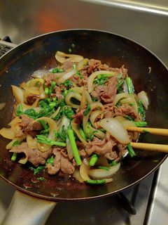 春菊たっぷり牛肉の和風炒め-レシピのメイン写真