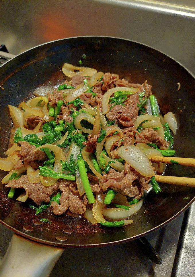 春菊たっぷり牛肉の和風炒め-レシピのメイン写真