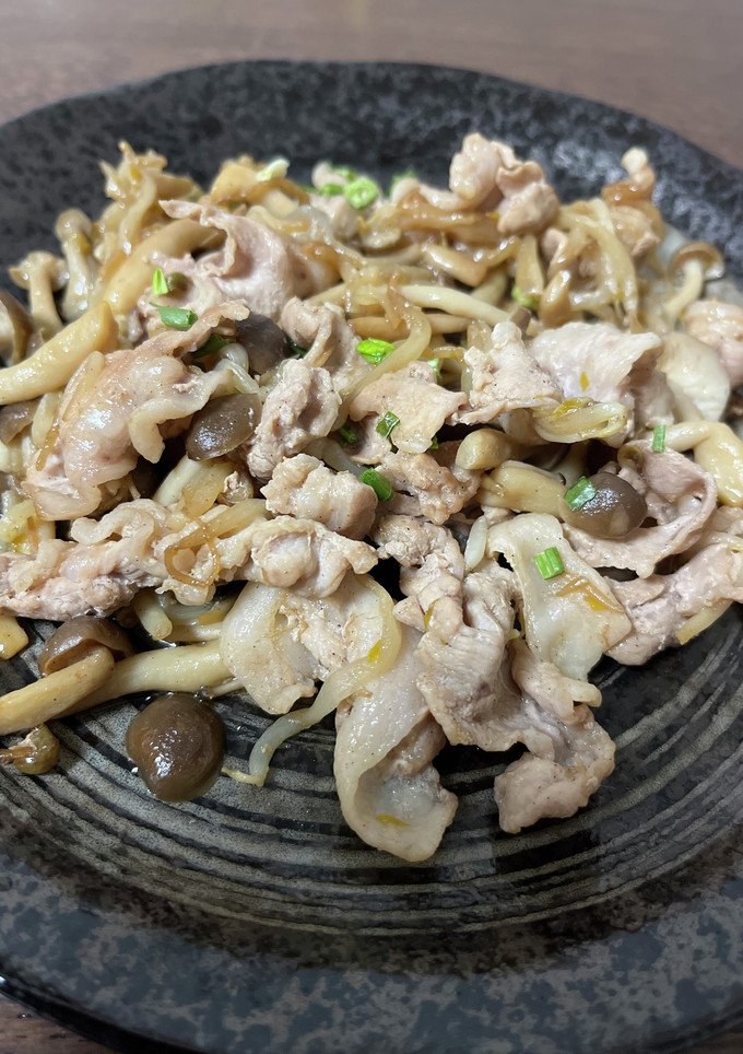 しめじとぶた肉和風炒め-レシピのメイン写真