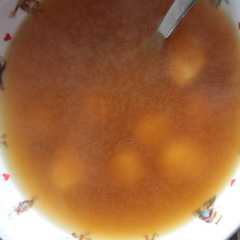 รูปของ 肉入りコンソメスープ　Maggi